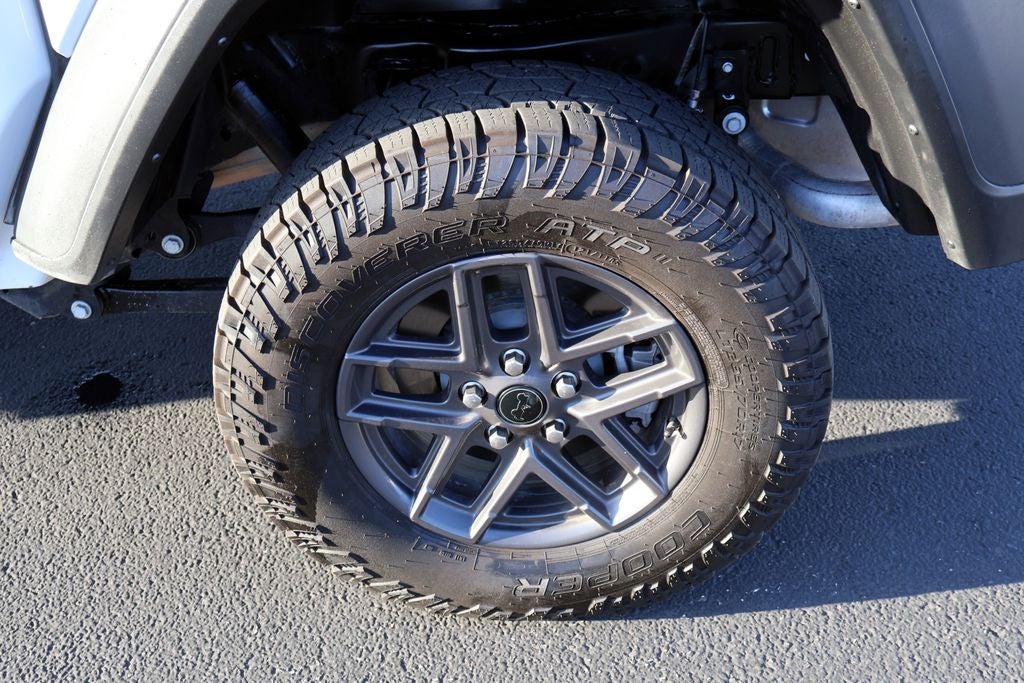 2025 Jeep Gladiator Sport S