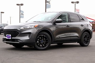 2020 Ford Escape SE