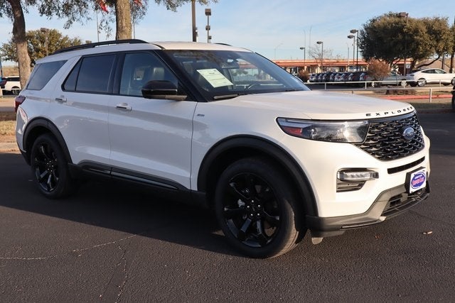 2023 Ford Explorer ST-Line