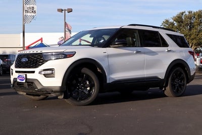 2023 Ford Explorer ST-Line