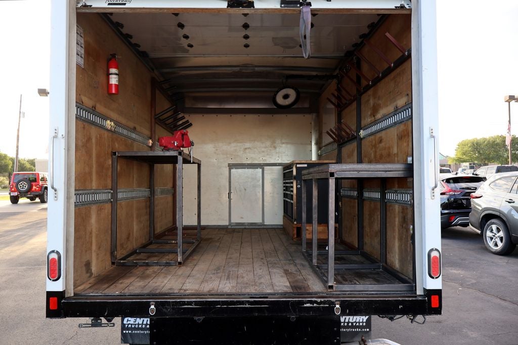 2021 Chevrolet Express 3500 Work Van Cutaway