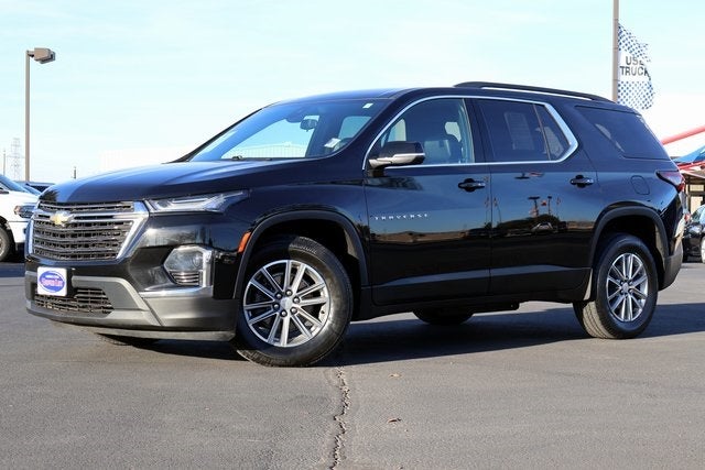 2023 Chevrolet Traverse LT Leather
