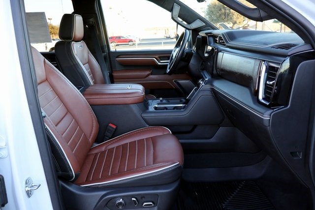 2025 GMC Sierra 3500HD Denali Ultimate