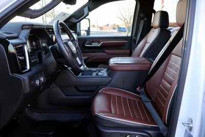 2025 GMC Sierra 3500HD Denali Ultimate