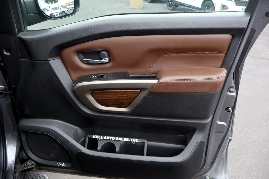 2023 Nissan Titan Platinum Reserve