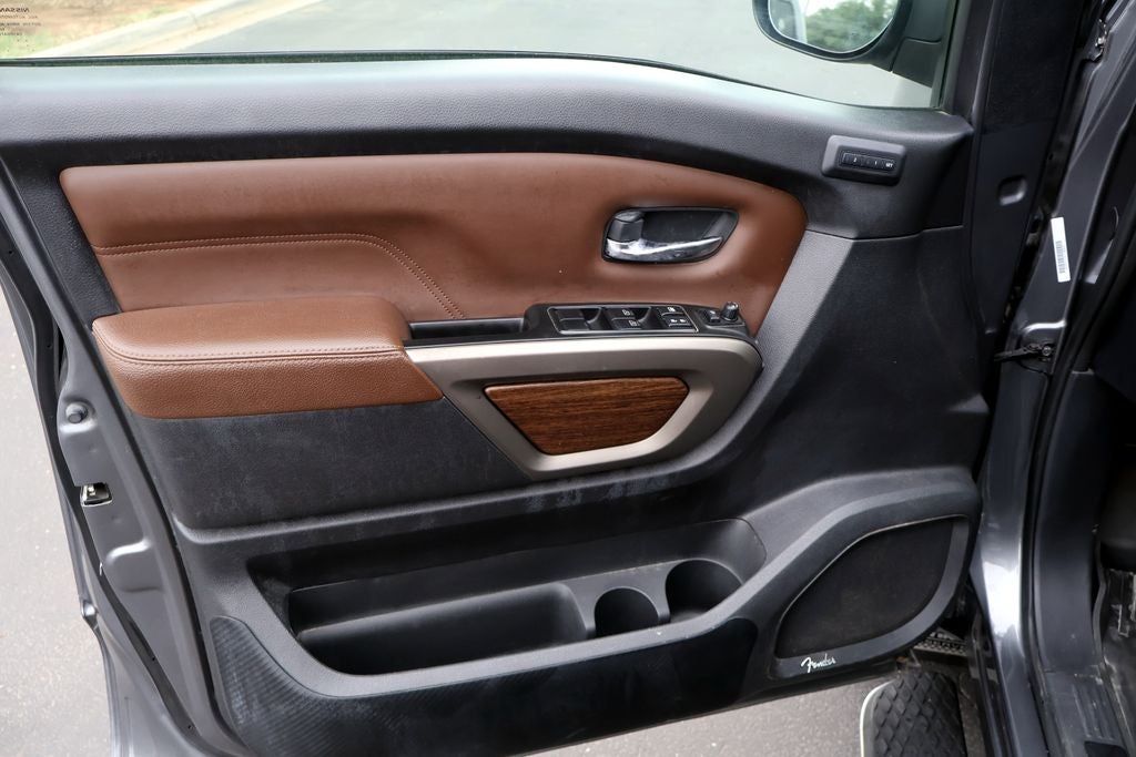 2023 Nissan Titan Platinum Reserve