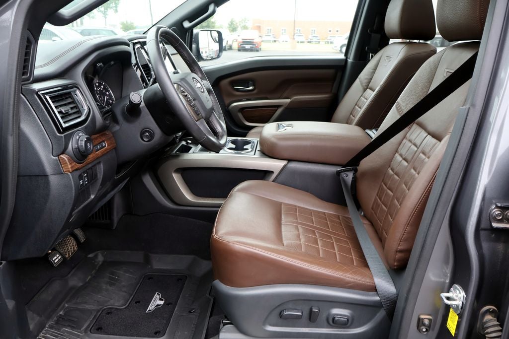 2023 Nissan Titan Platinum Reserve