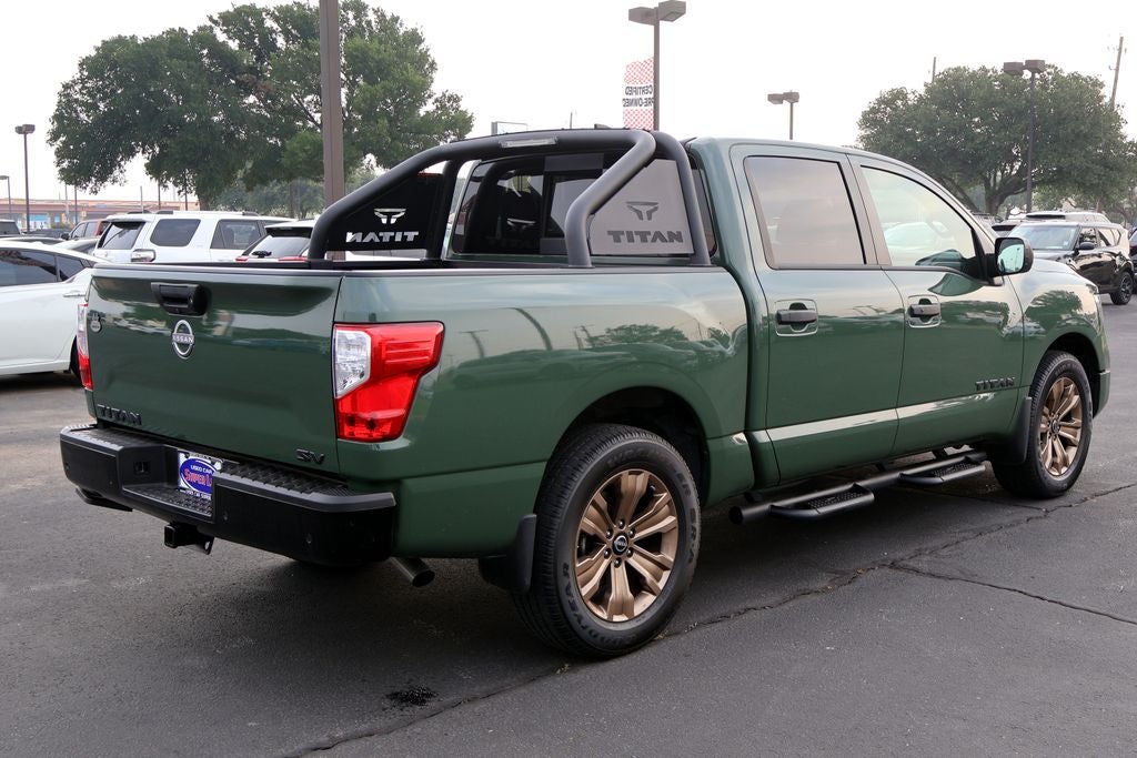 2024 Nissan Titan SV