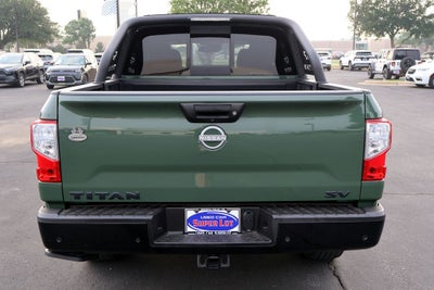 2024 Nissan Titan SV