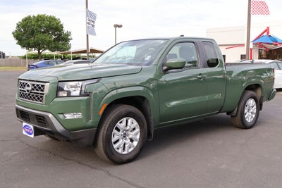 2024 Nissan Frontier SV