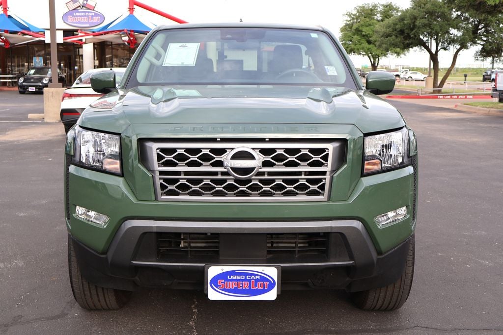 2024 Nissan Frontier SV