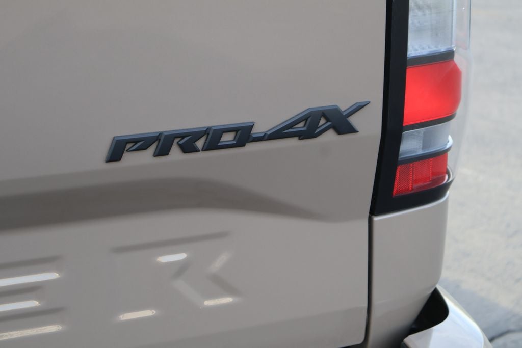 2024 Nissan Frontier PRO-4X