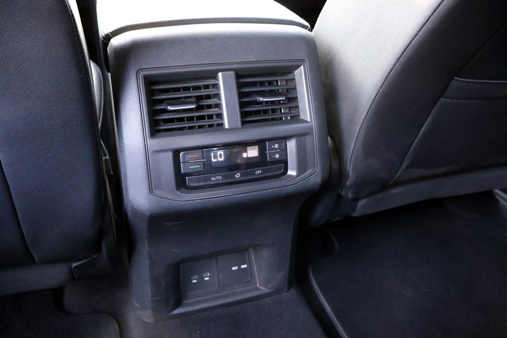2023 Volkswagen Atlas 2.0T SE w/Technology