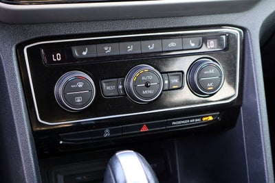 2023 Volkswagen Atlas 2.0T SE w/Technology