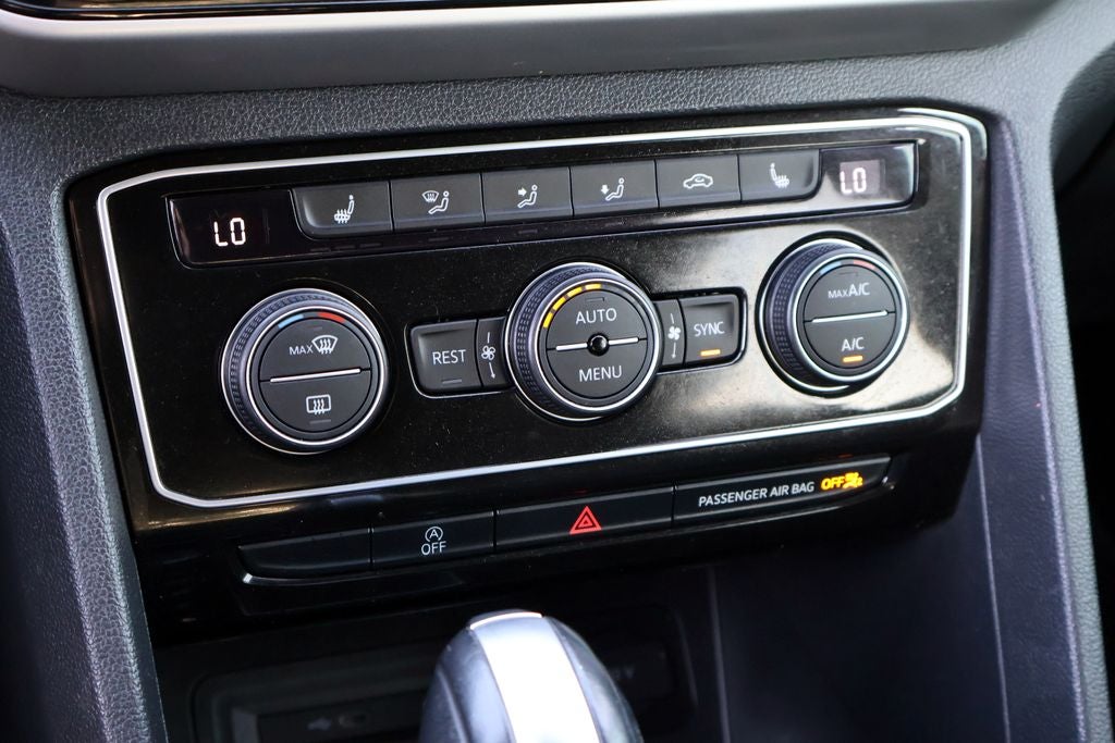 2023 Volkswagen Atlas 2.0T SE w/Technology
