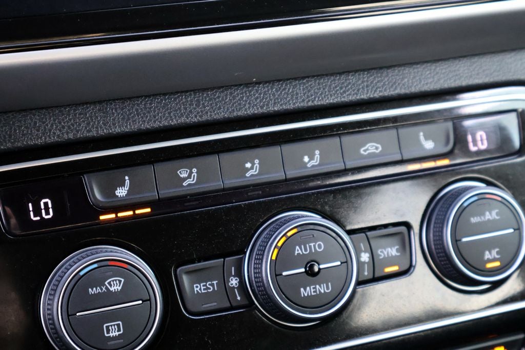 2023 Volkswagen Atlas 2.0T SE w/Technology