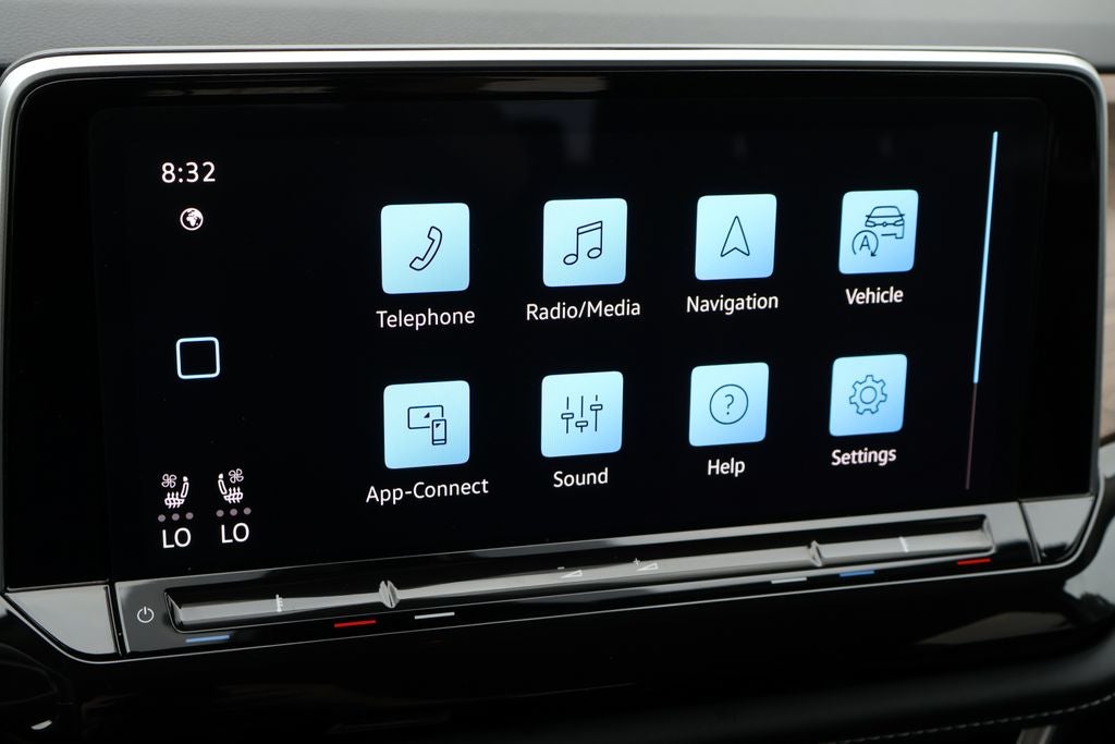 2025 Volkswagen Atlas 2.0T SE w/Technology