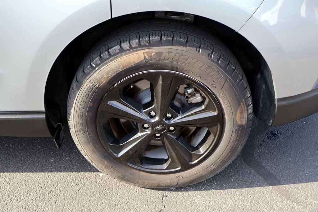 2024 Ford Edge SE