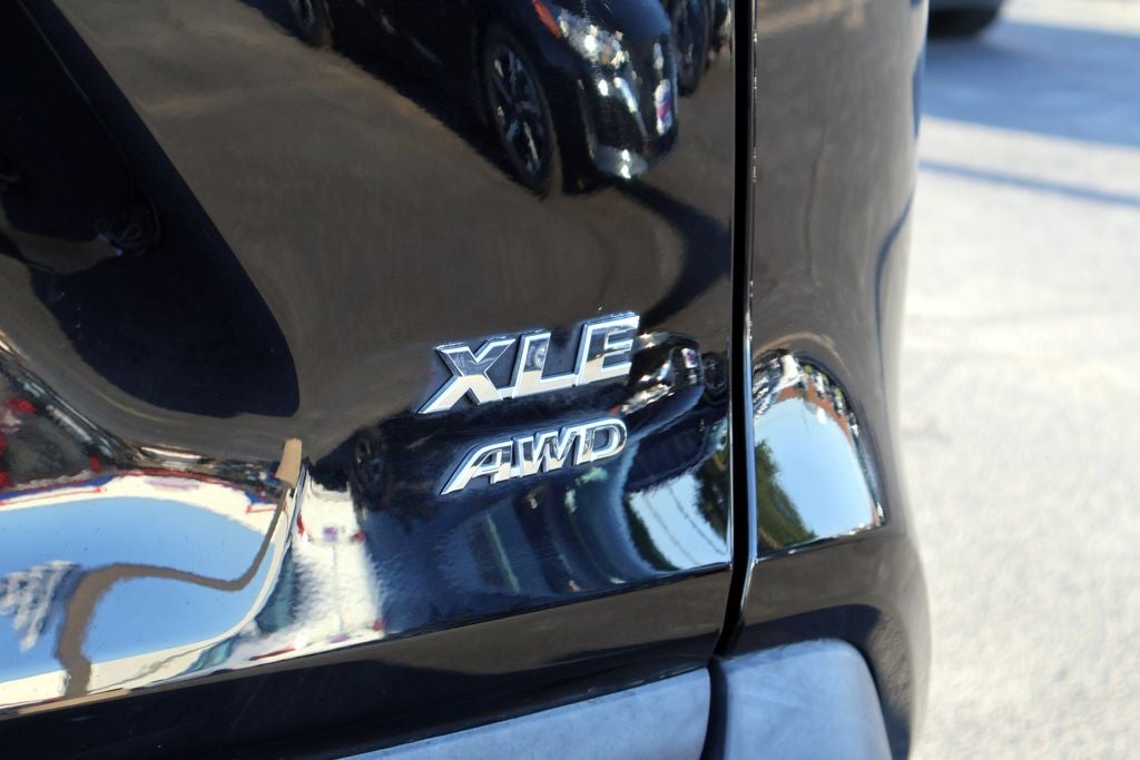 2023 Toyota RAV4 XLE