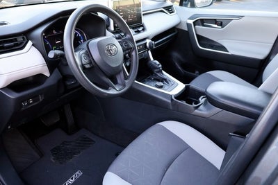 2023 Toyota RAV4 Hybrid XLE