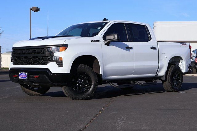 2024 Chevrolet Silverado 1500 Custom Trail Boss