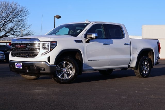 2024 GMC Sierra 1500 SLT