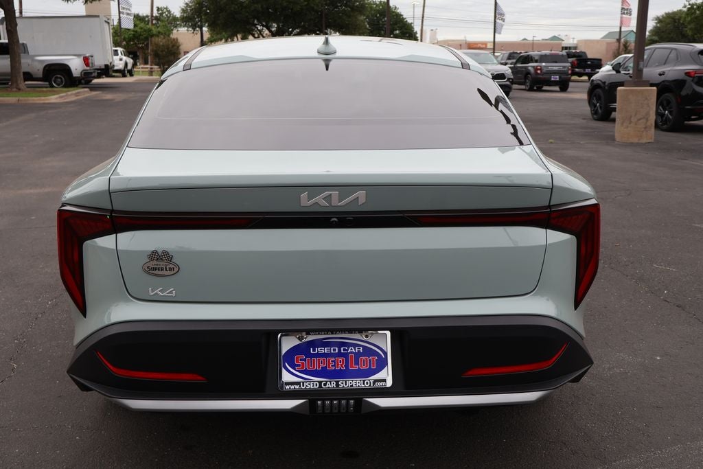 2025 Kia K4 LXS