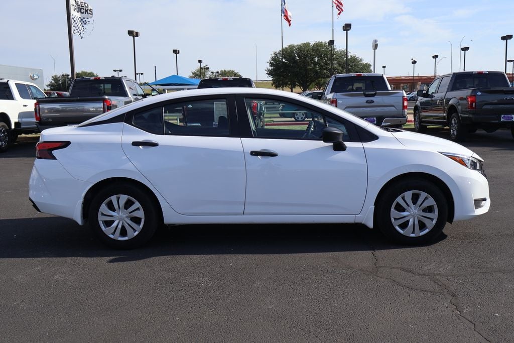 2025 Nissan Versa 1.6 S