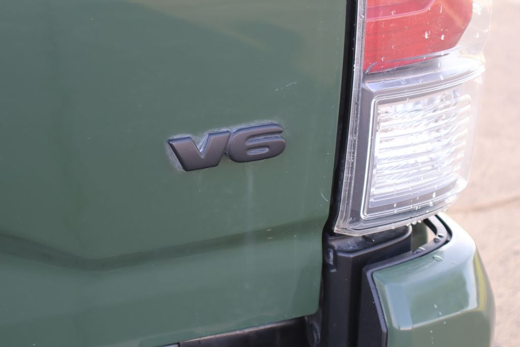 2022 Toyota Tacoma TRD Sport V6