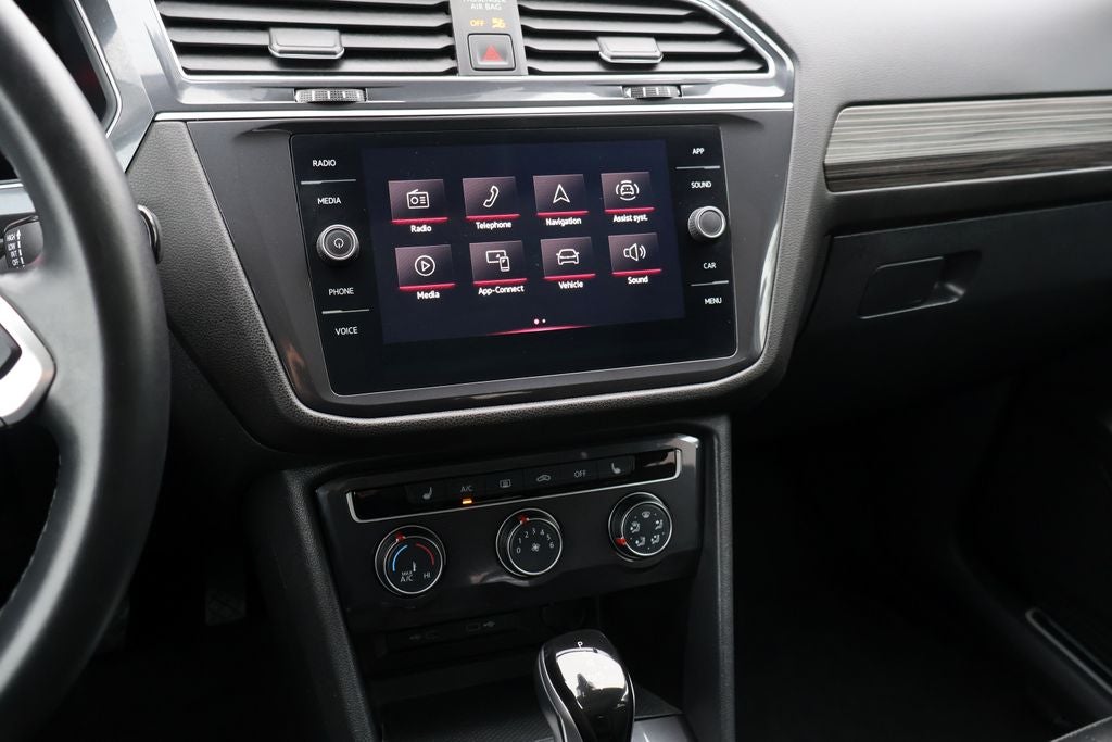 2024 Volkswagen Tiguan 2.0T Wolfsburg Edition