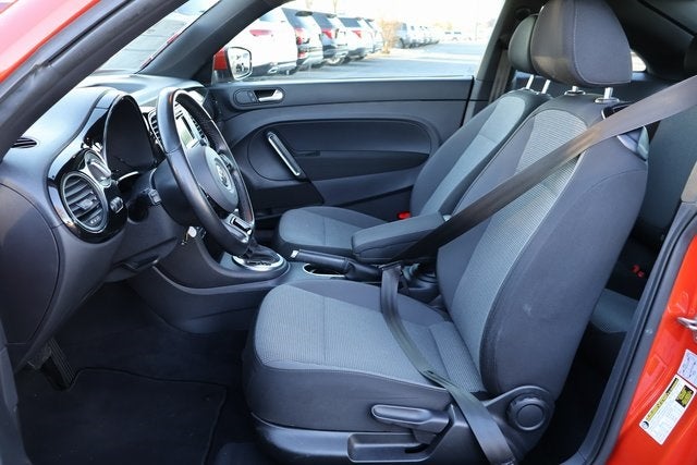 2019 Volkswagen Beetle 2.0T S