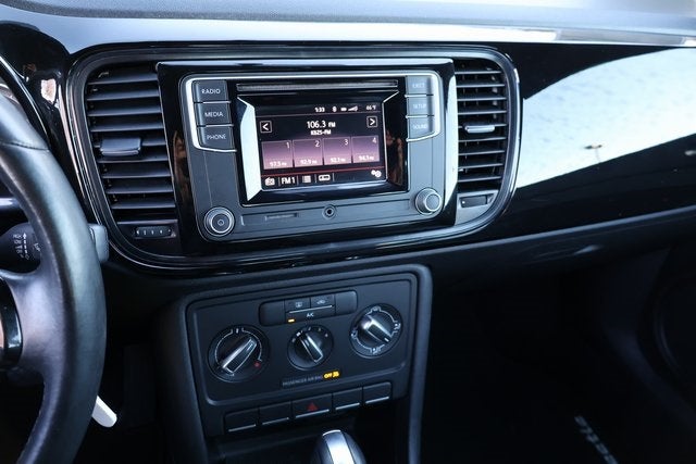 2019 Volkswagen Beetle 2.0T S