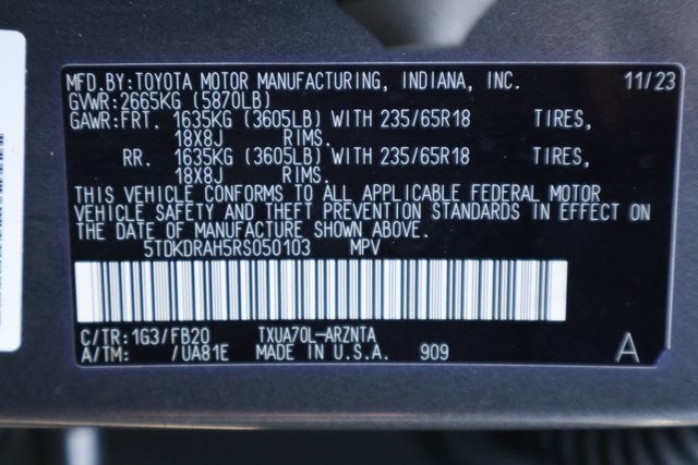 2024 Toyota Highlander LE