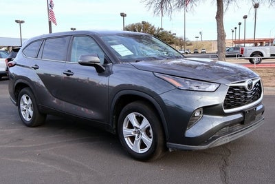 2024 Toyota Highlander LE