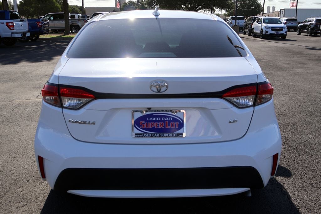 2022 Toyota Corolla LE
