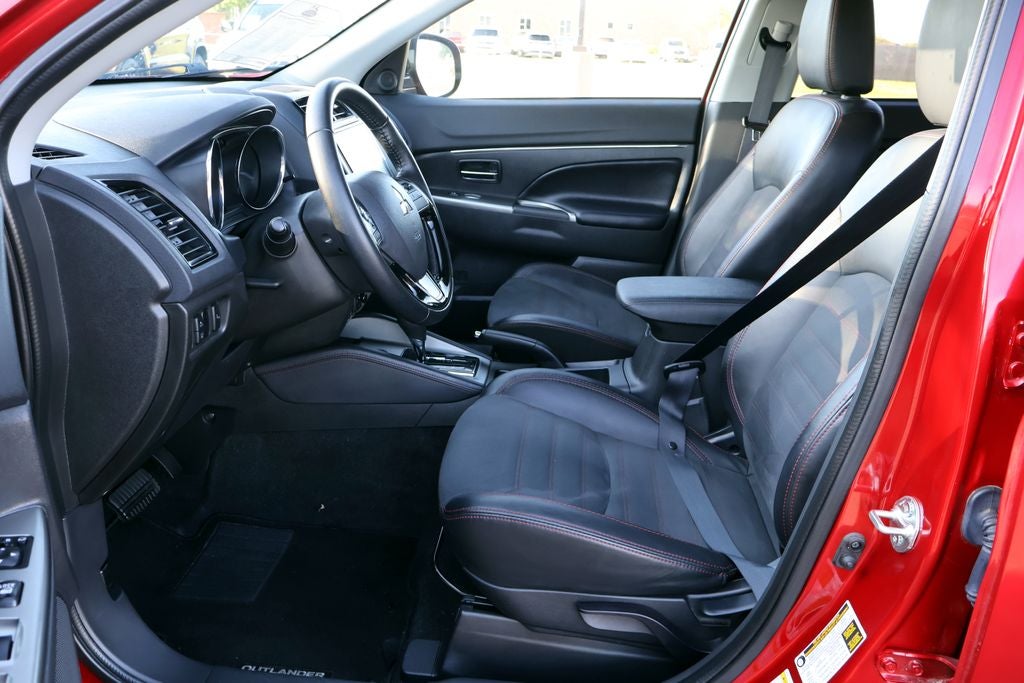 2025 Mitsubishi Outlander Sport 2.0 ES