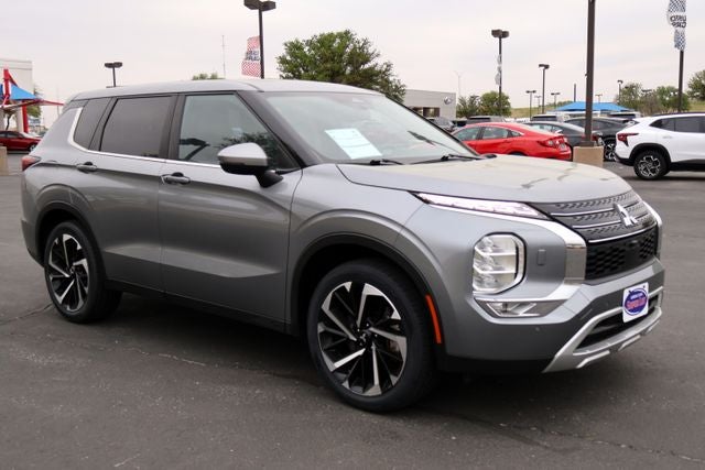 2024 Mitsubishi Outlander SE Black Edition