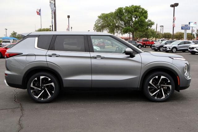 2024 Mitsubishi Outlander SE Black Edition