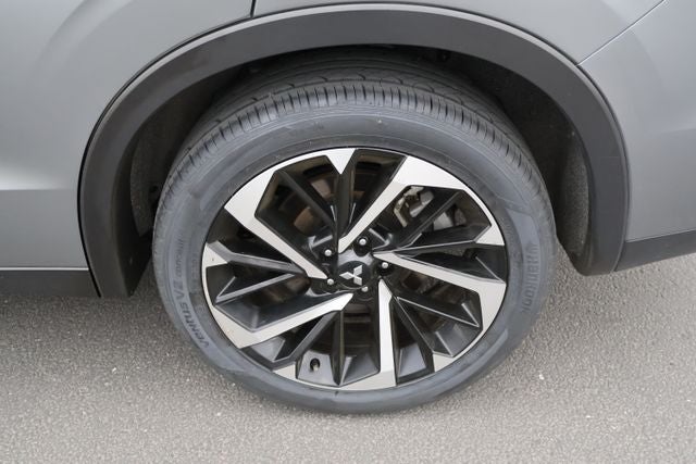 2024 Mitsubishi Outlander SE Black Edition