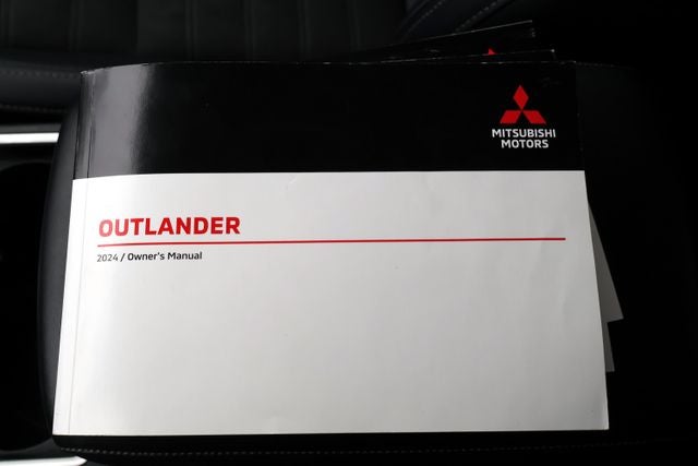 2024 Mitsubishi Outlander SE Black Edition