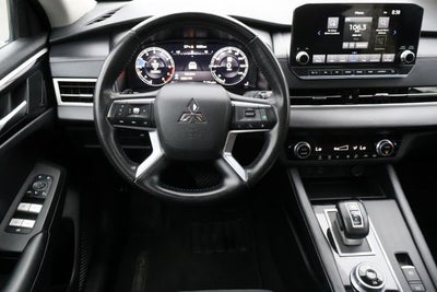 2024 Mitsubishi Outlander SE Black Edition