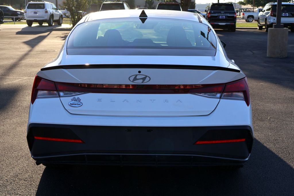 2025 Hyundai Elantra SEL Sport