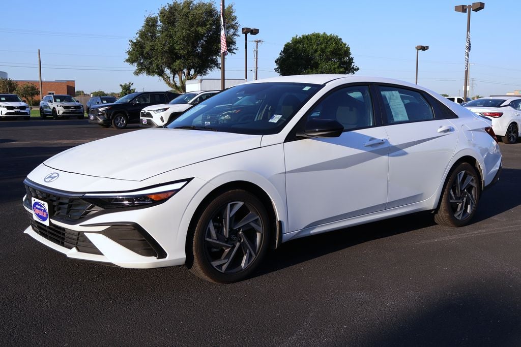2025 Hyundai Elantra SEL Sport