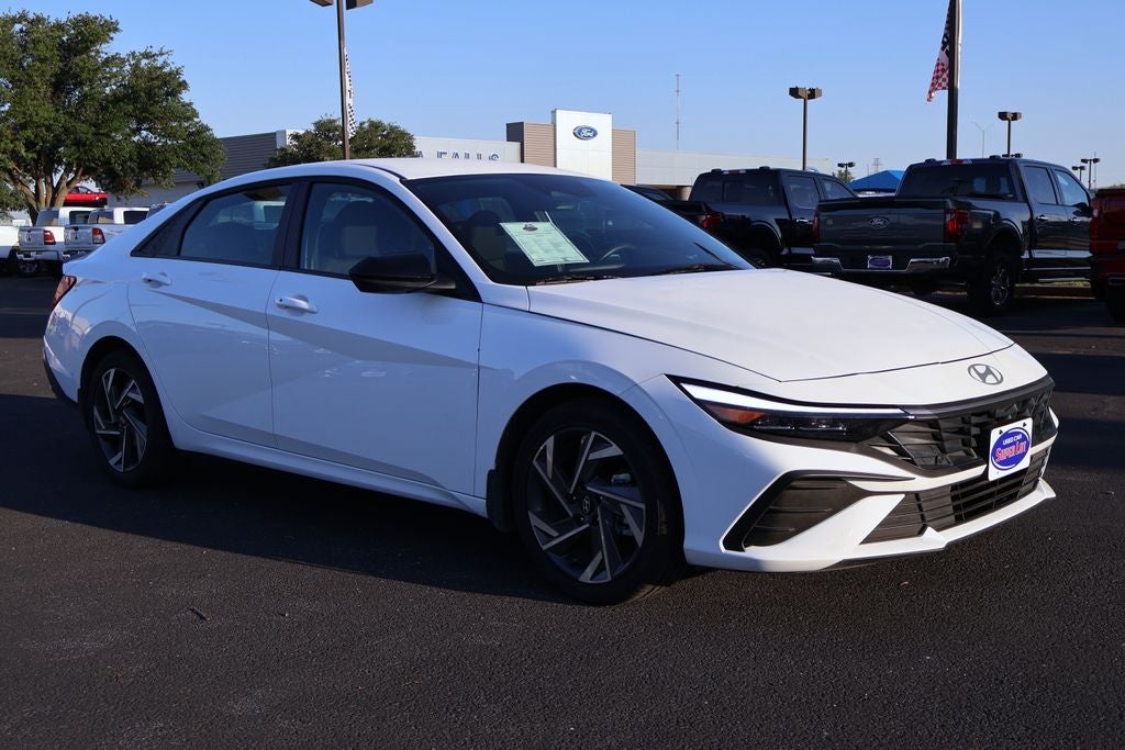2025 Hyundai Elantra SEL Sport