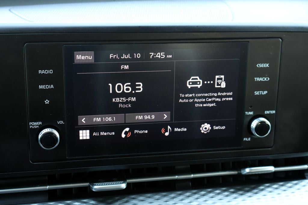 2024 Kia Carnival LX