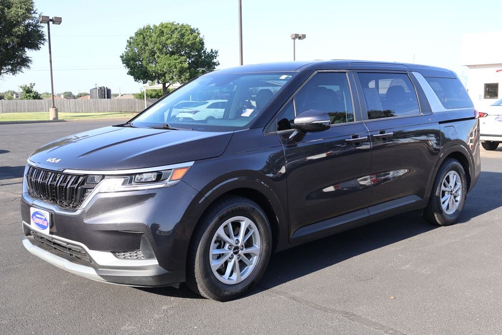 2024 Kia Carnival LX