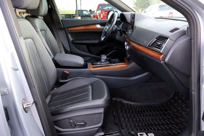 2022 Audi Q5 45 S line Premium quattro