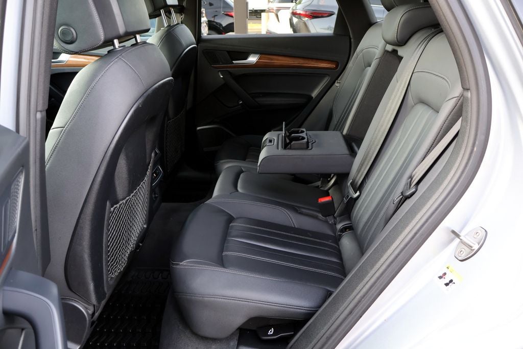 2022 Audi Q5 45 S line Premium quattro