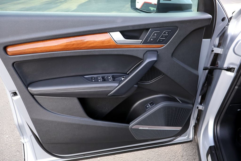 2022 Audi Q5 45 S line Premium quattro