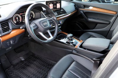 2022 Audi Q5 45 S line Premium quattro